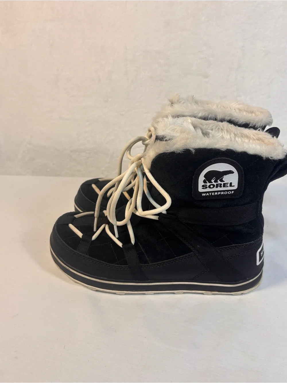 Sorel Glacy Explorer Shortie Black Winter Snow Boots Waterproof Sz 10